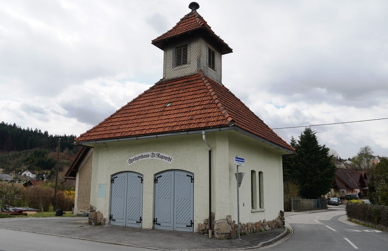 The old Spritzenhaus Villach fire station.