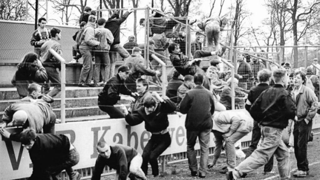 By Bundesarchiv, Bild 183-1990-0414-009 / Wolfried Pätzold / CC-BY-SA 3.0, CC BY-SA 3.0 de, https://commons.wikimedia.org/w/index.php?curid=5425468